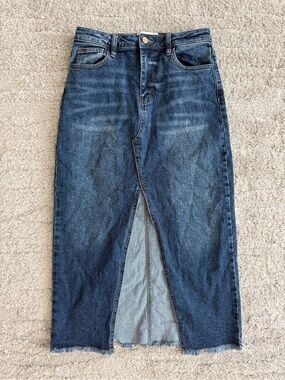 GUC Celebrity Pink Size 5/27 Long Denim Skirt